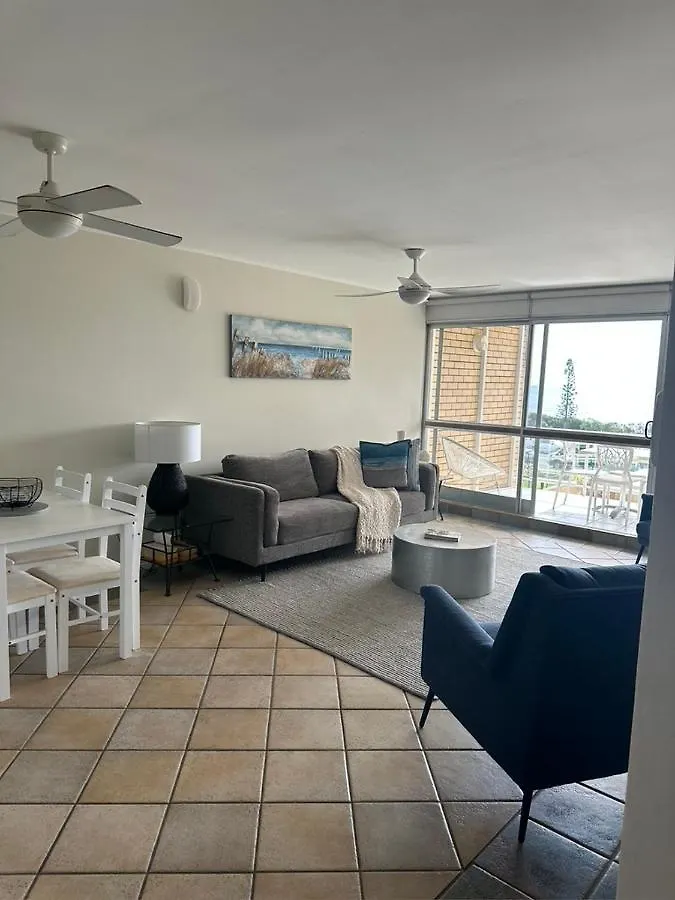 2 Bedroom Top Floor Unit - Ocean Views And Pool- Headlands Resort Alexandra Headland 0*,